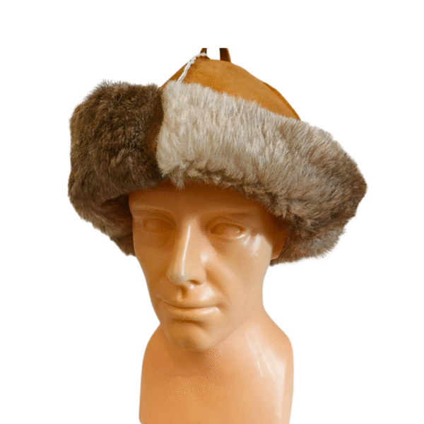 Меховая шапка из овчины. Тёмный мех.