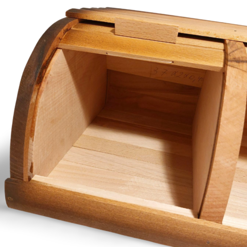 Bread box with 2 compartments.