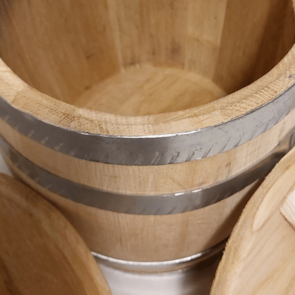 Pickle barrel. With lid and crank - Image 3