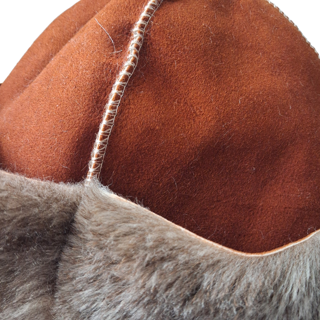 Natural Sheepskin Sauna Set - Hat and Mitt 3 Natural Sheepskin Sauna Set - Hat and Mitt - Image 3